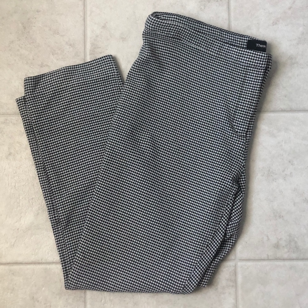 Theory Black & White Houndstooth Pant